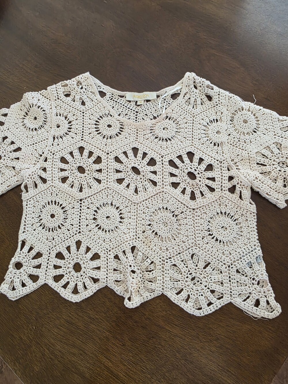 Rebellion Crochet Short Sleeve Crop Top Cream M